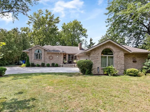 161 Lacasse Blvd, Tecumseh, ON N8N 2B4