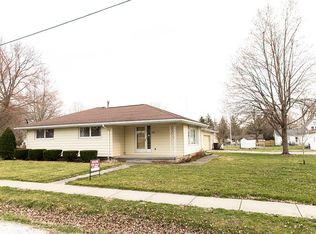 110 Narrow St, Loami, IL 62661