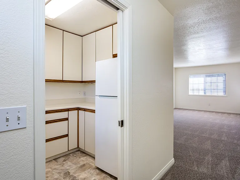 3960 Hortensia St #3960 — Photo 11