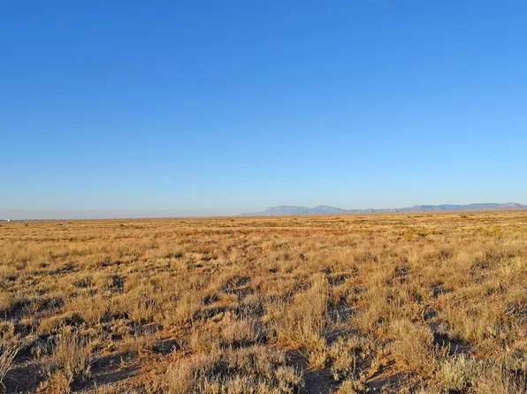 15 Rio Del Oro Loop S #2, Los Lunas, NM 87031