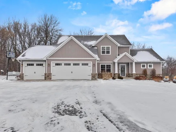 4982 Potters Xing, Pulaski, WI 54162