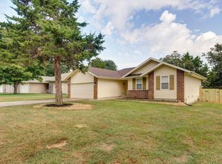 3955 W Berkeley St, Springfield, MO 65807