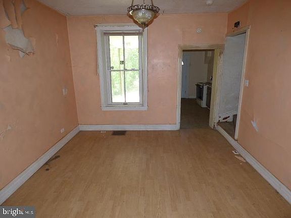 4th image of 45 Randolph Ave