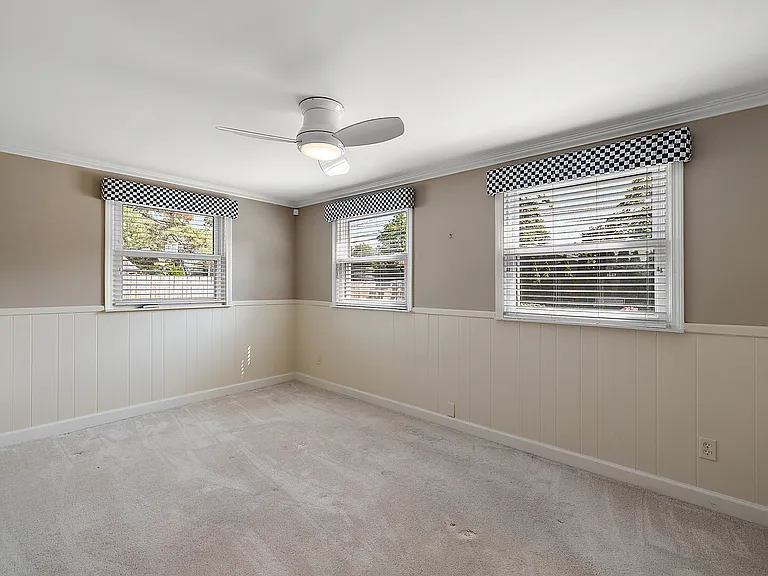 2546 Dorchester Rd — Photo 21