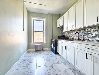 93 Halsey Street, #E1