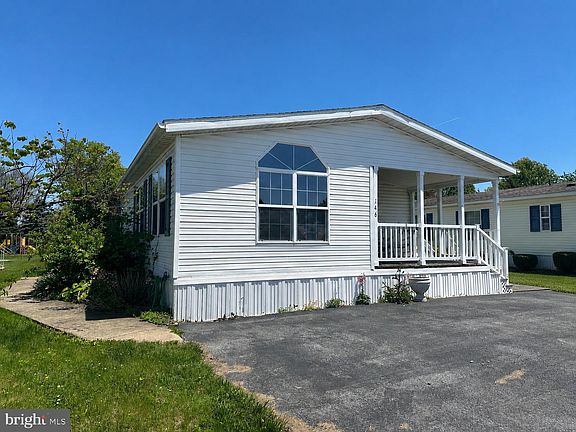2nd image of 146 Tulip Cir