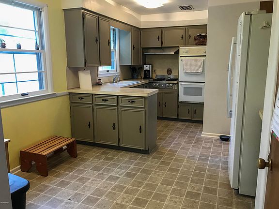 5th image of 65 Westmont Dr NW