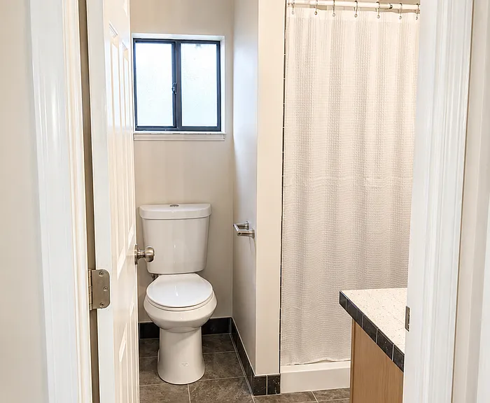 2835 N Oak Harbor Rd — Photo 3