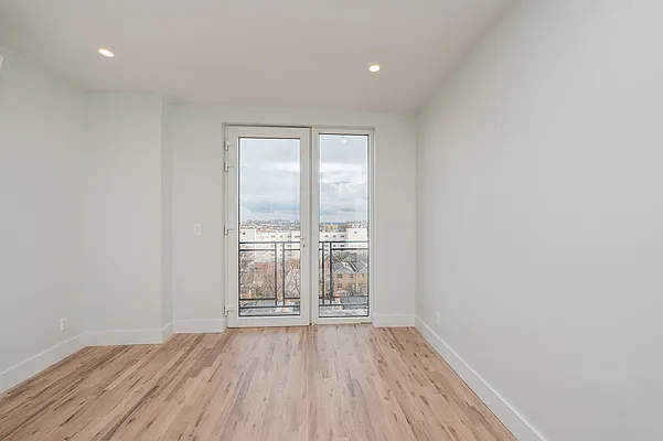 Rented by Voro, LLC | media 2