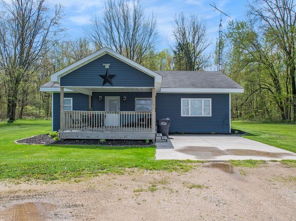 48815 36th Ave, Bangor, MI 49013