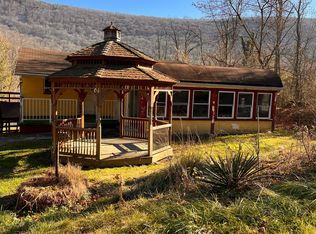 10518 Cowden Ave NW, Cumberland, MD 21502