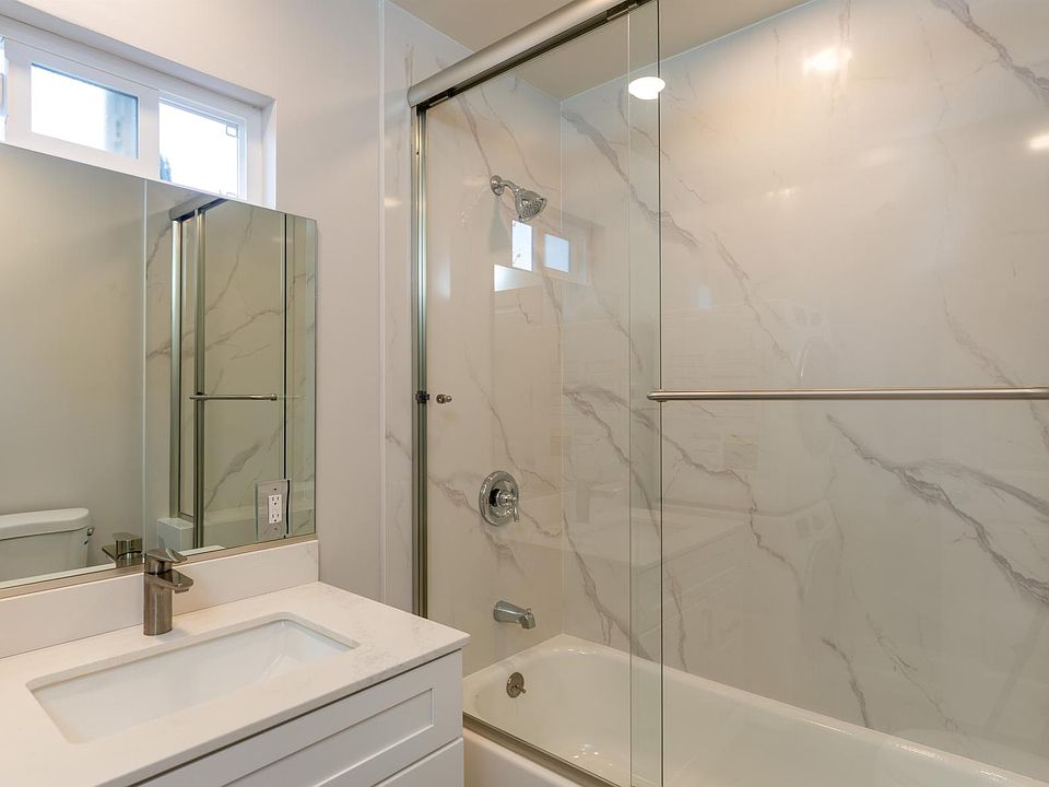 1st image of 293 Orchard Ave #B