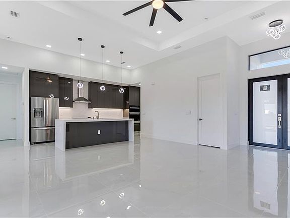 3rd image of 4306 NW 40th LN