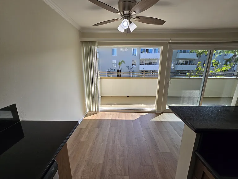 Laguna del Rey Apartments — Photo 57