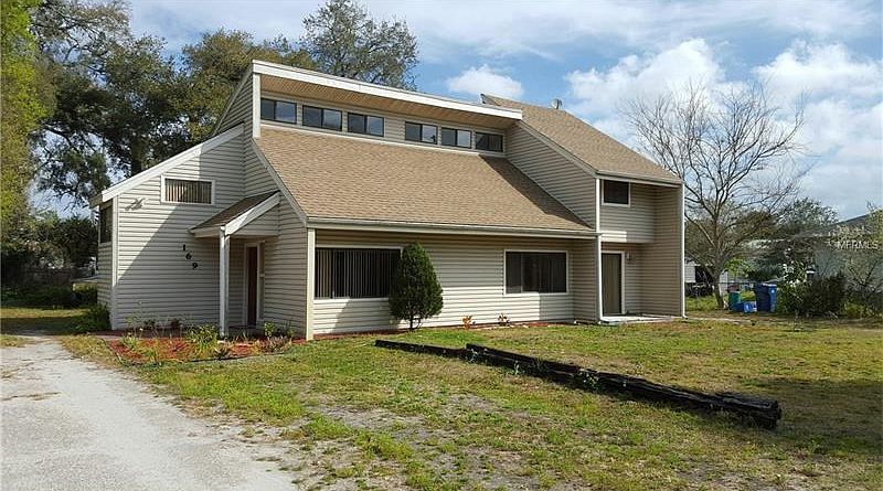 1st image of 169 Anita St