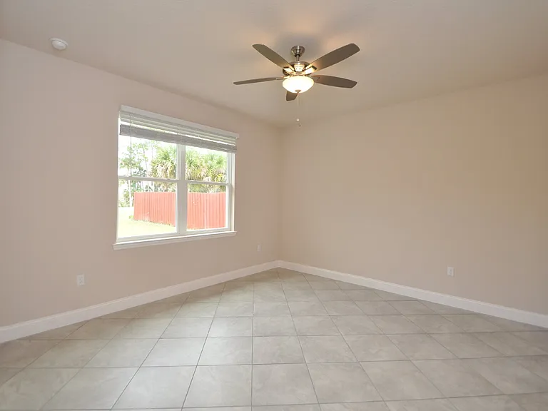 226 Coral Reef Ct N #B — Photo 21
