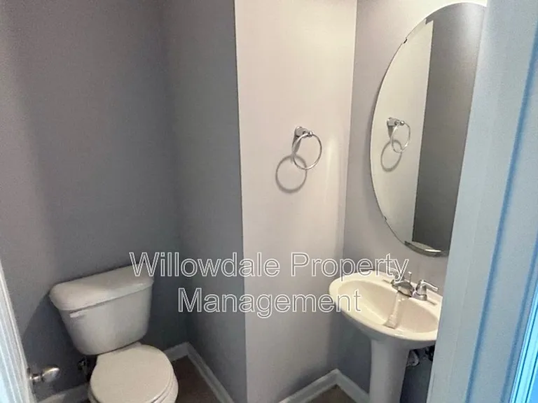 6002 Kentworth Dr — Photo 12