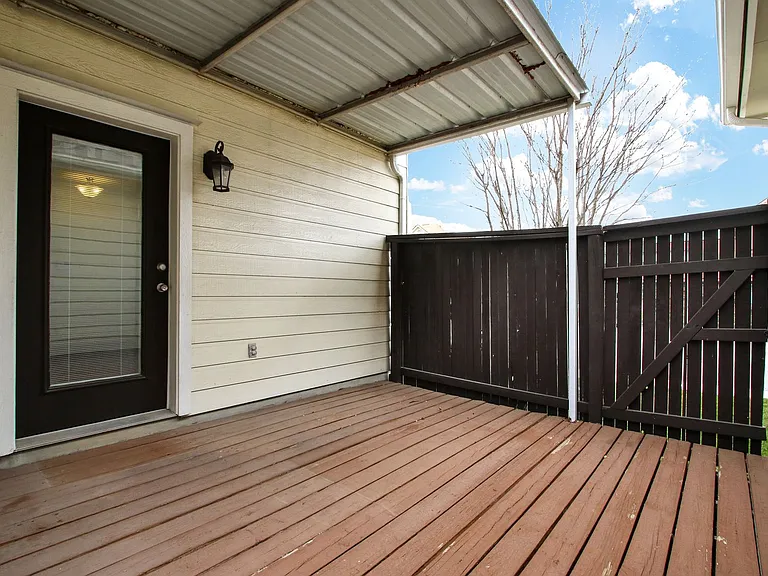 2619 Crown Arbor Dr — Photo 23