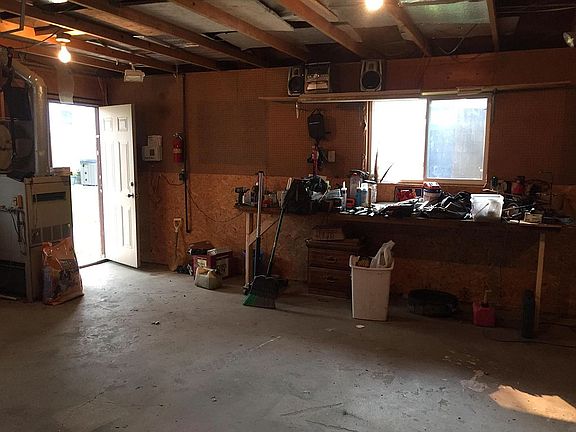 3rd image of 1514 5th Ave W