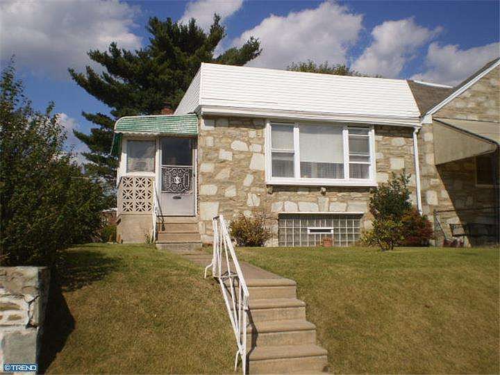 2nd image of 8928 Revere St