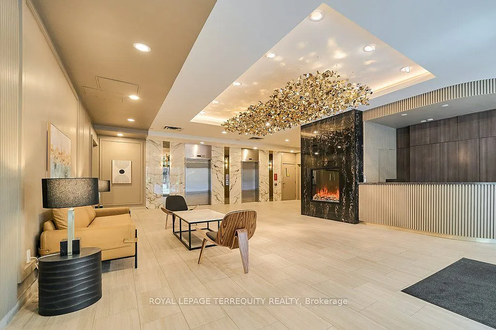 2 bed, $2,950 — Photo 4