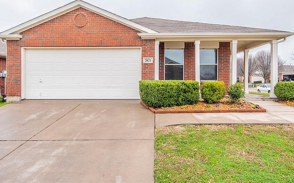 1st image of 2821 Stonewall Ln