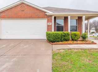 2821 Stonewall Ln, Fort Worth, TX 76123