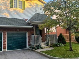 42 Green Valley Dr #73, Kitchener, ON N2P2J8