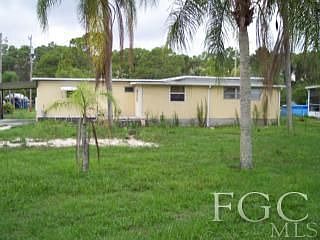 1st image of 18400 Wayne Dr