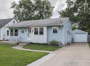 4035 Lester Dr NE, Grand Rapids, MI 49525