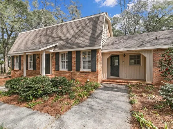 2000 Deerpath Rd, Dothan, AL 36303