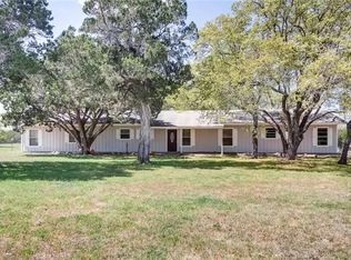 1214 County Road 323a, Liberty Hill, TX 78642