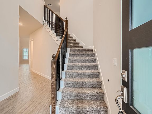4th image of 2800 Sebring Cir