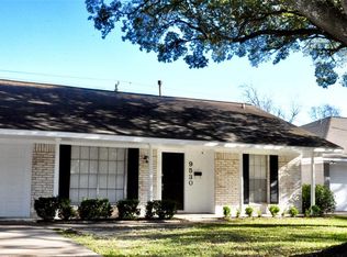 9530 Emnora Ln, Houston, TX 77080