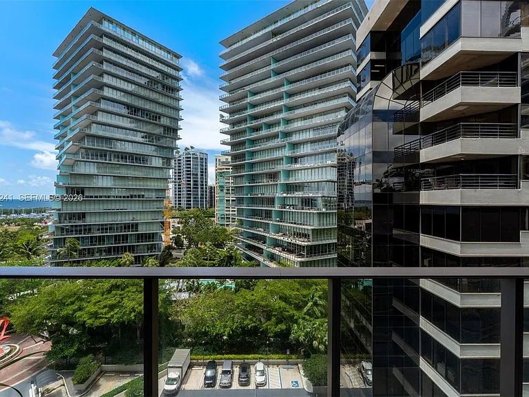 2655 S Bayshore Dr #807 — Photo 22