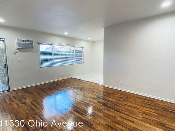 3rd image of 11330 Ohio Ave APT 3