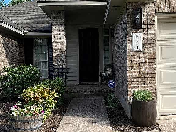 3rd image of 1004 Brighton Bend Ln