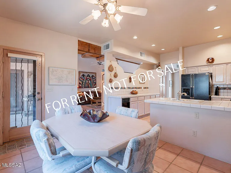 9876 N Ridge Shadow Pl — Photo 20