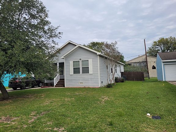 2nd image of 3405 Westview Dr