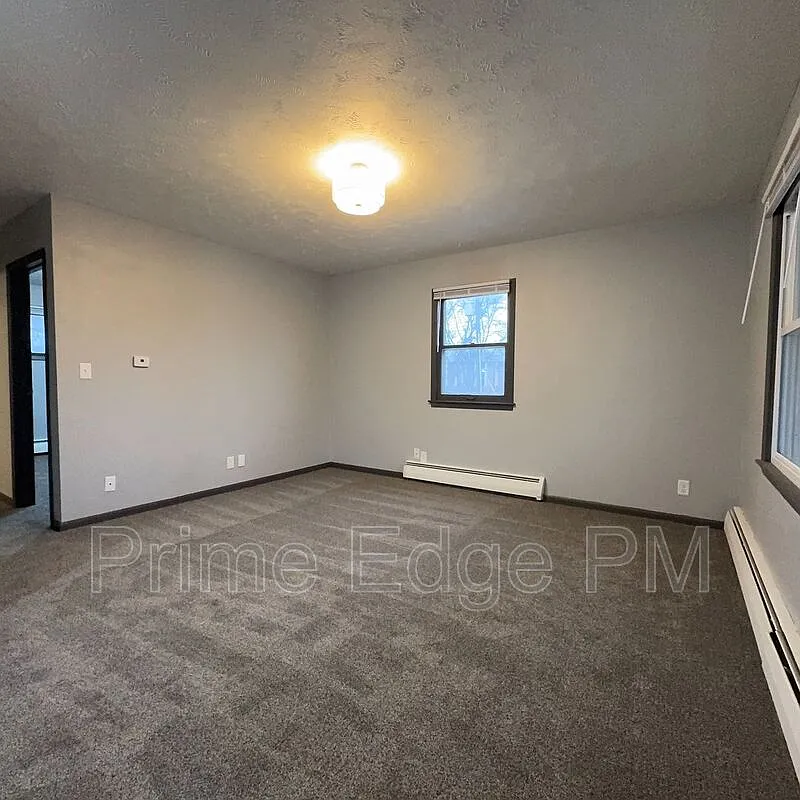 1 bed, 1.0 bath, $745 — Photo 1