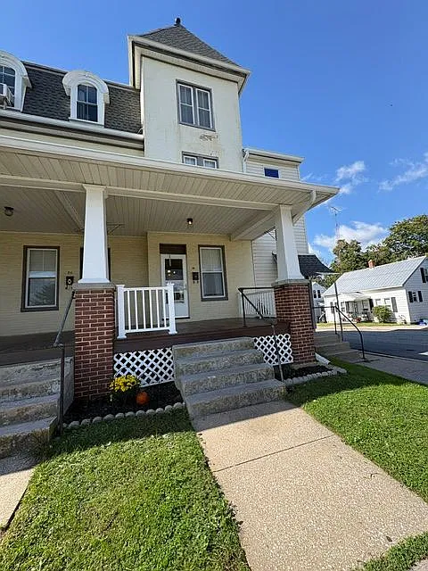 86 Winchester Ave