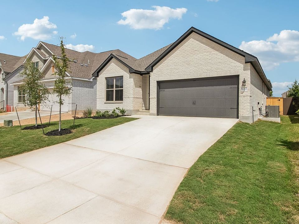 ¥ellow Bucks 12513 Old Pond Rd, Noblesville, IN 46060 | MLS #21915397