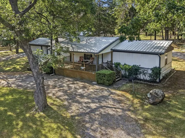228 Oklahoma Ave, Pottsboro, TX 75076