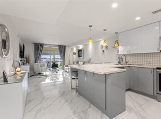 Point East, Aventura, FL 33160