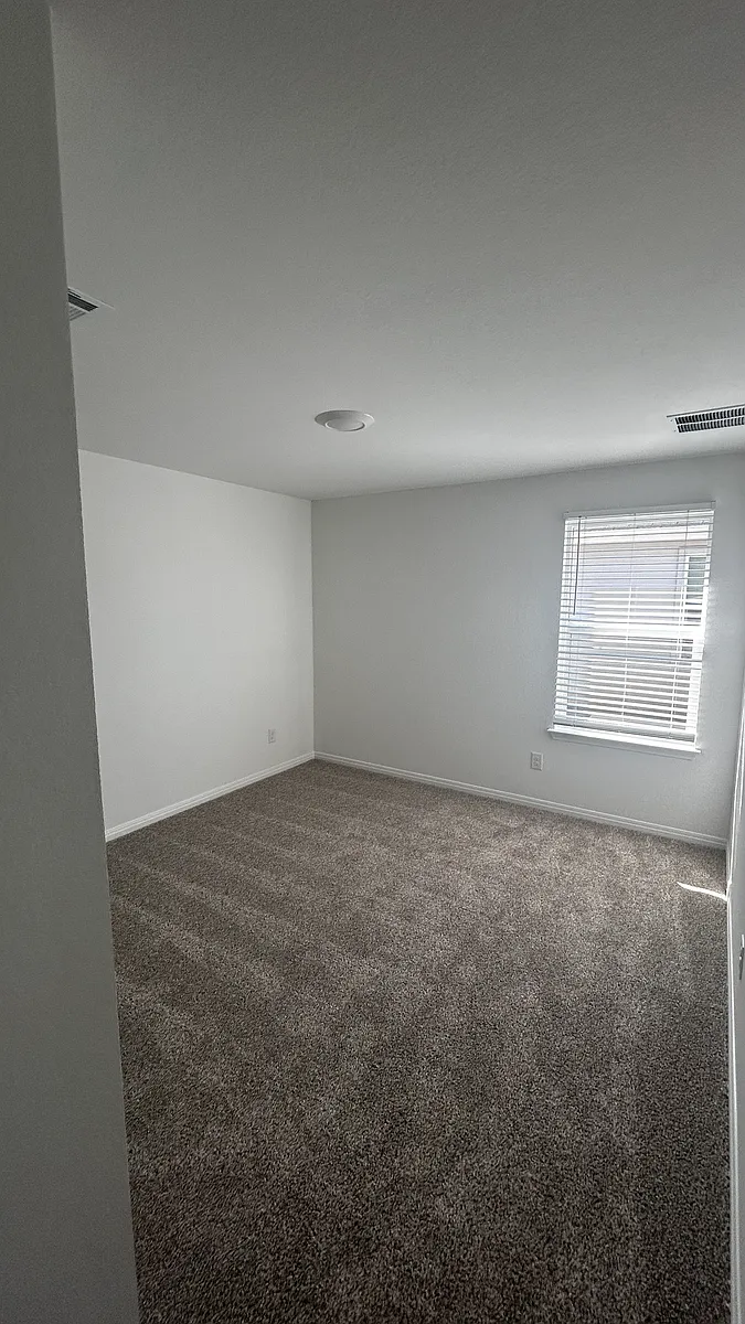 Building Photo - 356 Gladiola Loop
