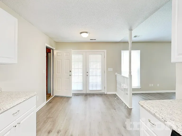 824 Cedar Break Ct — Photo 6