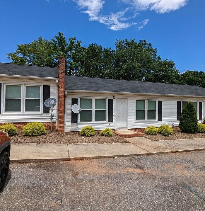 1st image of 515 E 20th St #5