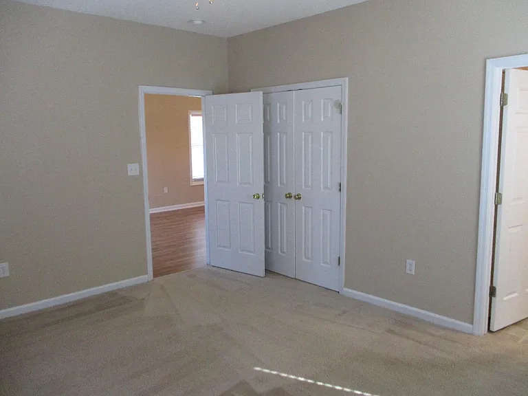 2060 Cross Gate Blvd — Photo 12