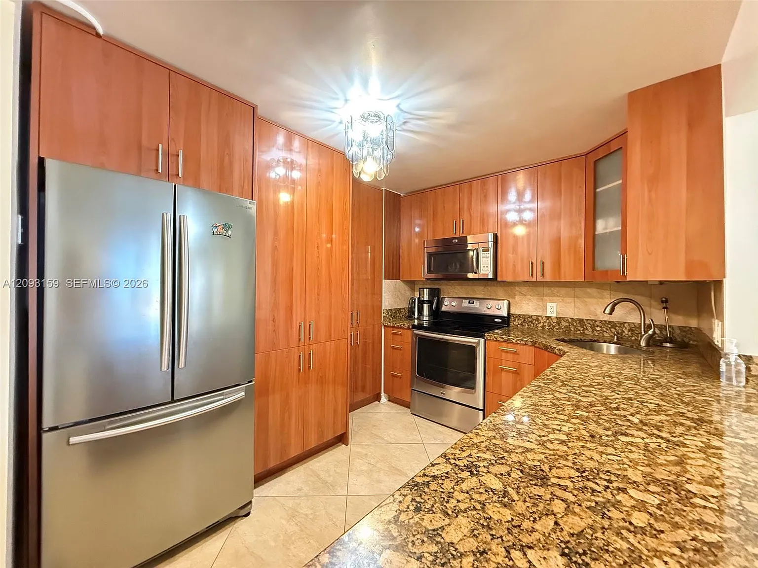 Prince George Arms Condo — Photo 2