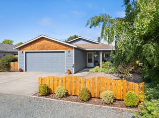 34100 Pintail Ave, Nehalem, OR 97131